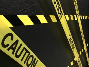 先遭深交所处分，又被上交所警示，中信证券与国投证券咋了