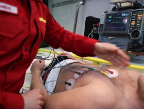 男子生殖器被切割机切断后成功接回—生命的奇迹与医疗的进步
