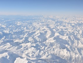 乌暗示可能与俄达成空中和海上停火，和平的曙光初现