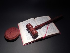 婚后改名字与共同财产，深度解读背后的法律与伦理问题