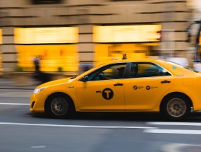 吉利银河E8，未来驾驶的典范—2025款正式上市